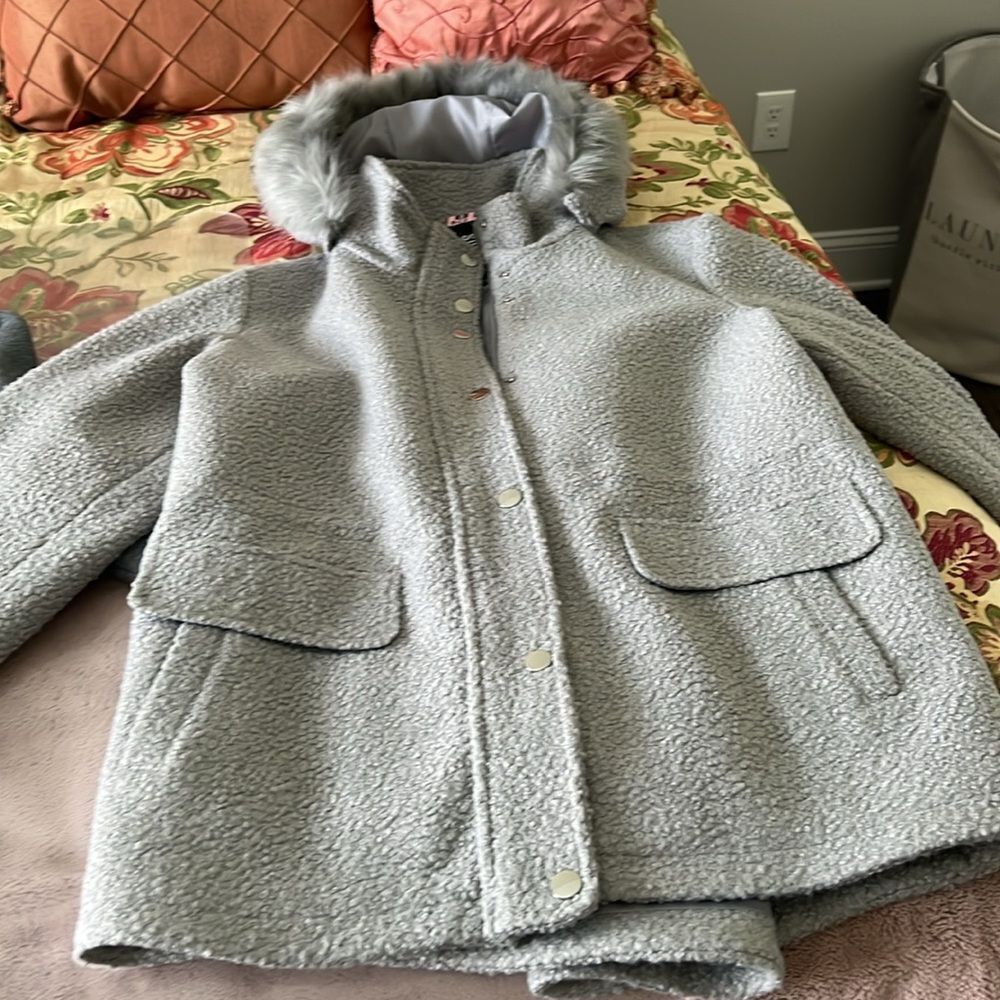 DETAILS large polyester coat - Picture 2 of 2